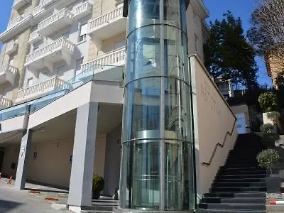 Ξενοδοχείο Astoria 4*