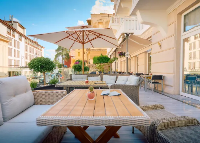 Astoria オパティヤ