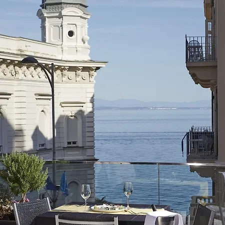 酒店 Astoria 奥帕提亚