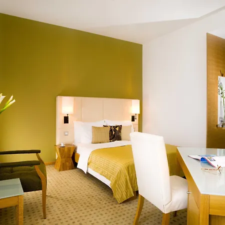 Astoria Готель 4*