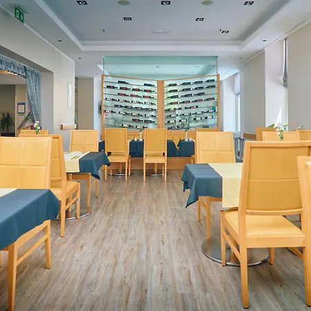 Astoria Hotel