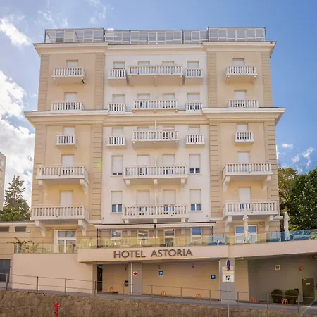 Astoria Отель 4*