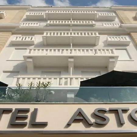 Отель Astoria 4*