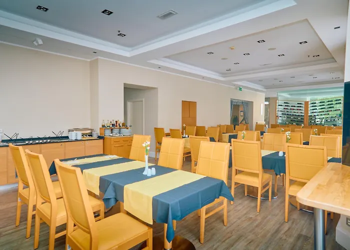 Astoria Отель 4*