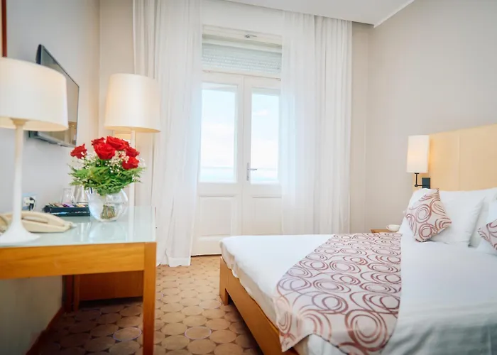 Astoria 오파티아