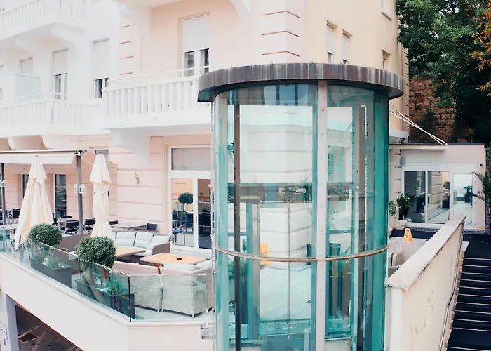 Astoria Опатия