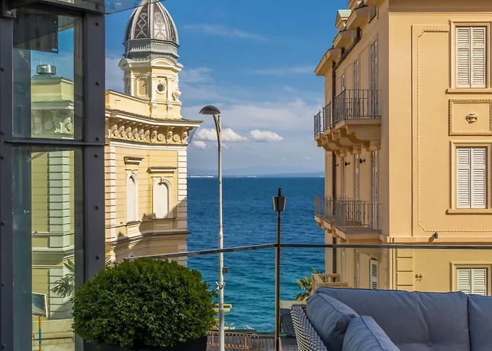 Astoria 오파티아