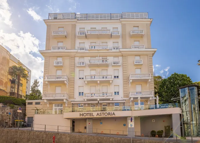 Astoria Отель 4*