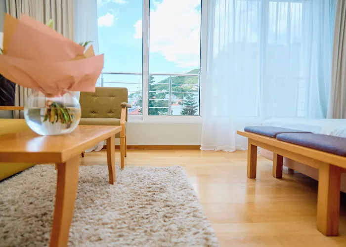 Отель Astoria 4*